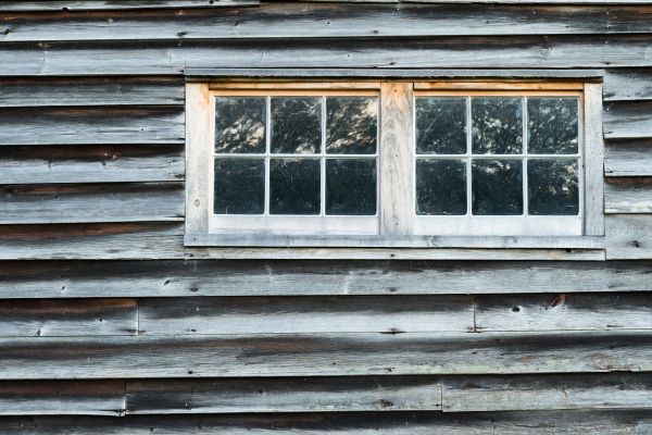Barn Wood Siding Installation in Reston