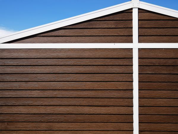 Hardwood Siding Installation in Reston