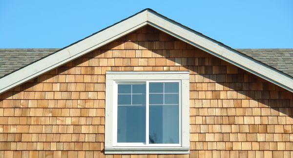 Cost of Cedar Shake Siding Repair in Reston